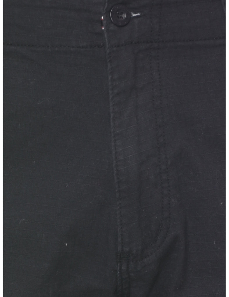 Black Cargo Shorts - W30 L11