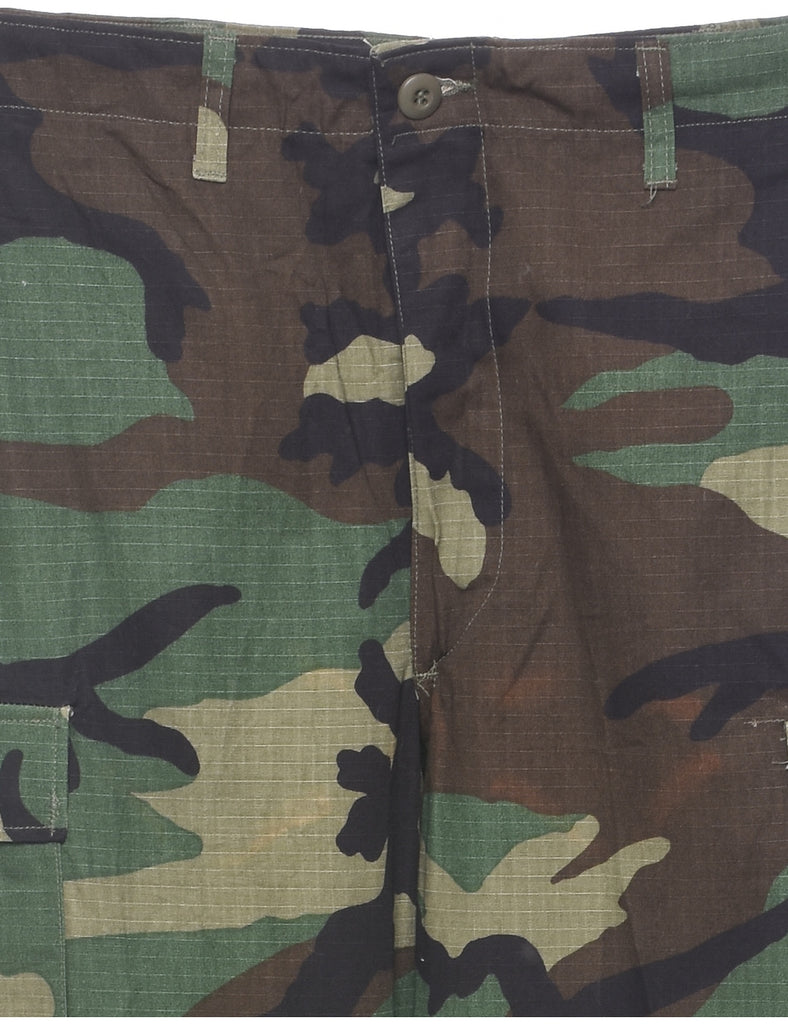 Camouflage Print Y2K Cargo Trousers - W32 L32