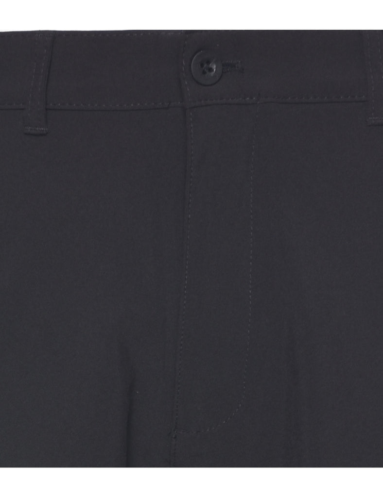 Izod Black Shorts - W32 L5