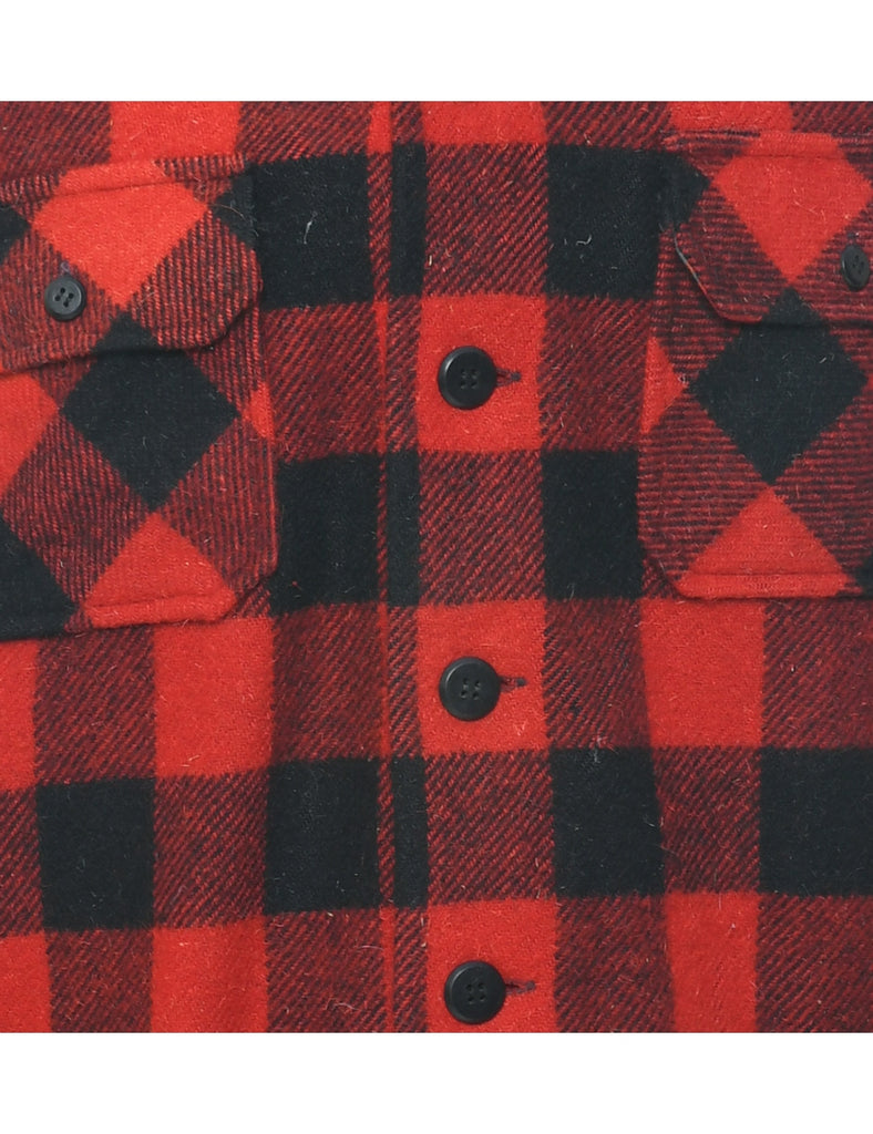 Long Sleeved Checked Shirt - L