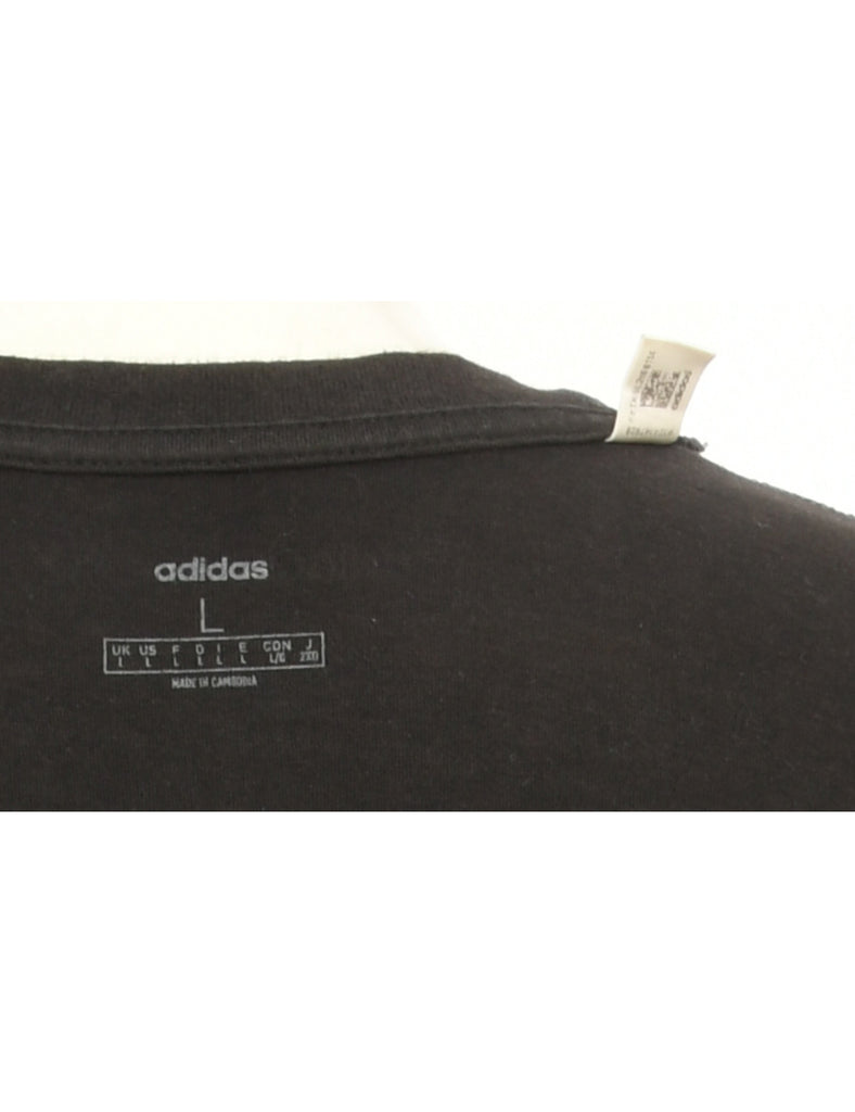 Black Adidas Printed T-shirt - L