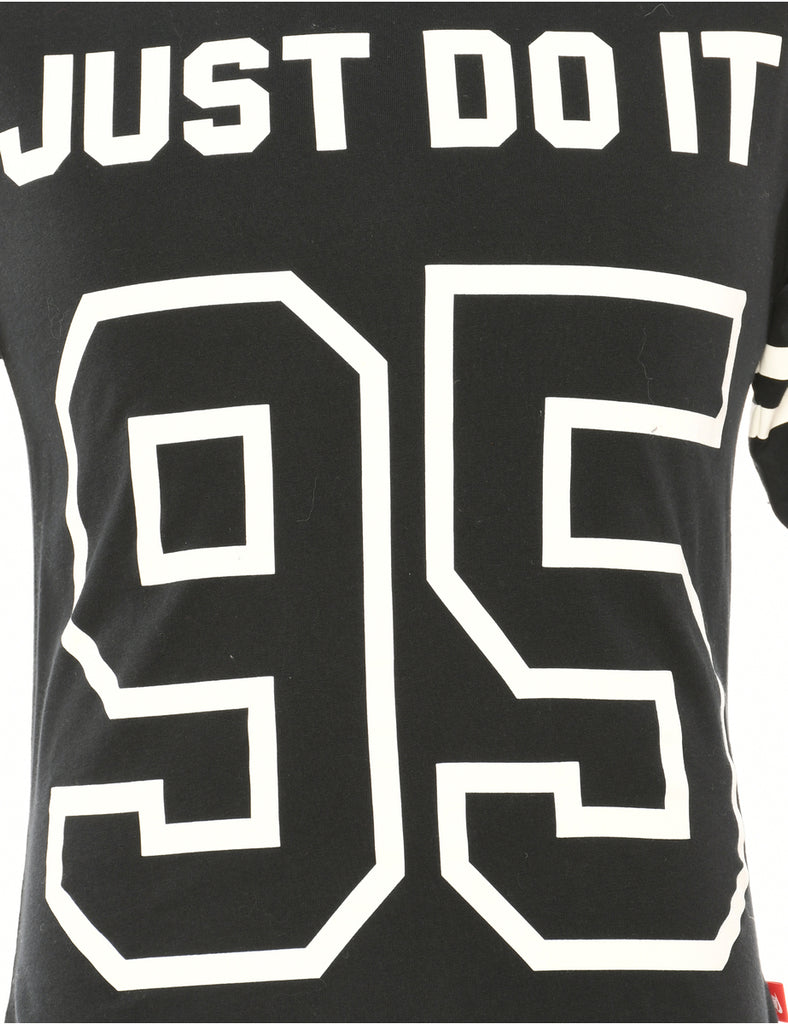 Just Do It Nike Black & White Printed T-shirt - XS