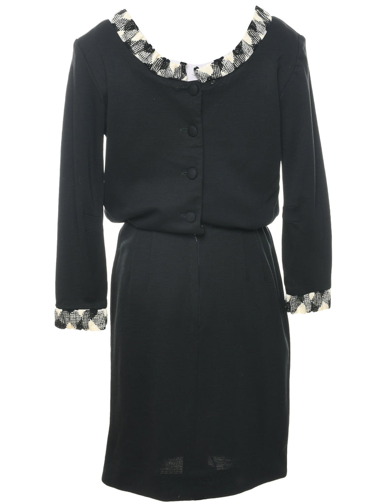 Long Sleeved Black Dress - M